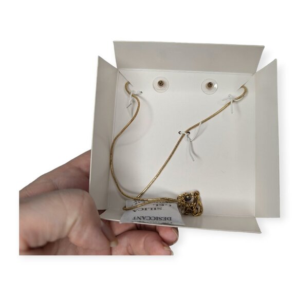 NWT Earring & Necklace Set with Gray Stones and Gold Tone Chain - Picture 6 of 9